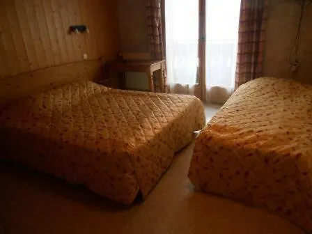 דירה Chalet 30 Pers. Avec Jacuzzi Et Sauna 69086 מורזין